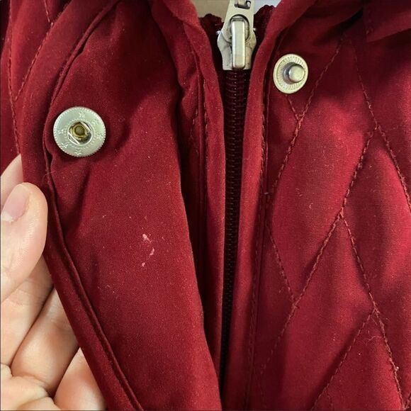 NORTHERN REFLECTIONS | Quilted Styled Hooded Jacket - Picture 3 of 9